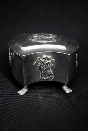 Silver sugar bowl of the box type, 19th century