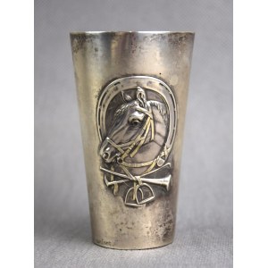 Tasse avec tête de cheval, argent.pr.84 Russie, vers 1900.