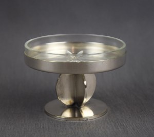 Art Deco lemon platter, designed by Julia Keilowa, Br. Henneberg, 1930s.