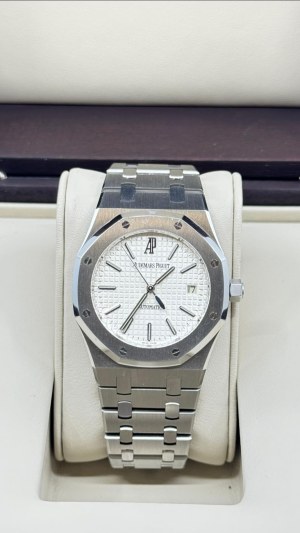 AUDEMARS PIGUET ROYAL OAK SELFWINDING 15300ST