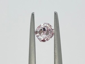 NATURAL POLISHED DIAMOND 0.39 NATURAL FANCY LIGHT PINK - SI2* - F20404
