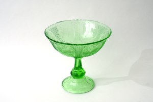 Glass fruitbowl , 