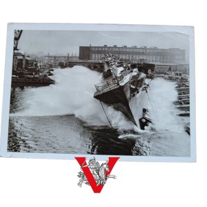 Gdynia Stocznia, Wodowanie Boczne Statku, Karta Pocztowa 1965