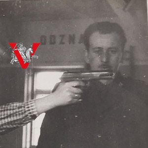 Shooting with TTka Gun, Girl, communist, interesting photo