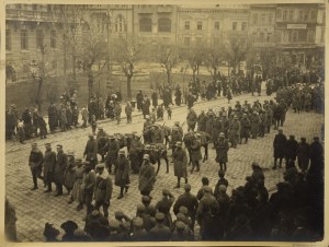Set of 5 photographs with military and Lviv motifs