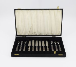 Dessert cutlery for 6 persons