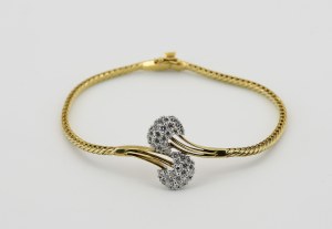 Bracelet with diamonds