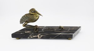 Art déco style ecriture with heron and frog motif