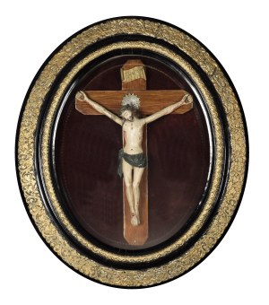 Crucifix in an oval frame