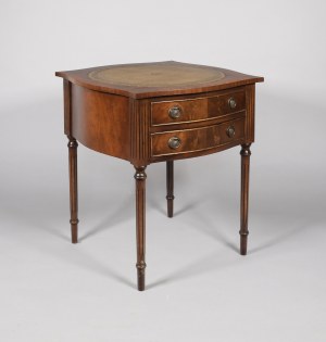 Auxiliary table in classicizing style
