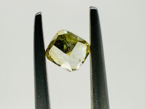 NATURAL POLISHED DIAMOND 0.36 FANCY INTENSE YELLOW - SI1 - C40603-10