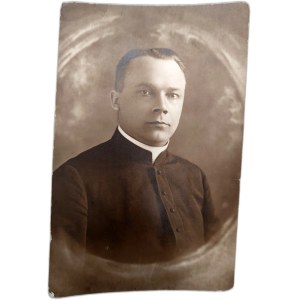 Fotografia portretowa - Ks. Władysław Wełna, Kozy 1924 rok