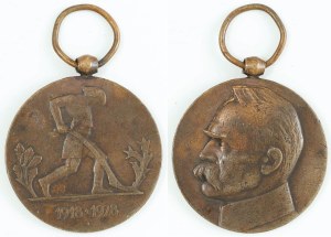 MEDAL OF THE TENTH ANNIVERSARY OF REGAINED INDEPENDENCE, 1928
