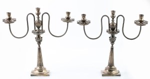 PARA KANDELABRÓW KLASYCYSTYCZNYCH, Śląsk, Wrocław, David Gottlieb Raudner, 1795-1800, Srebro, próba 12, waga 1113 g. wys.37, rozstaw ramion 39,5 cm