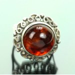 Ring with amber, Warmet - Jantar (112)