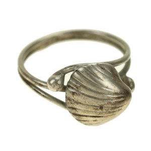 Ring with shell, author's product (119)