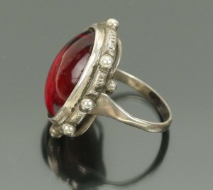 Ring with red stone, ORNO (121)