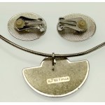Iris necklace and clips from the Hommage à Claude Monet collection, Freywille, Vienna (174)