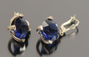 Earrings with blue zirconia. Silver (194)