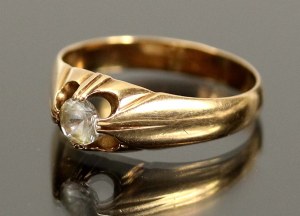 Zirconia ring, Rytosztuk. Gold (206)