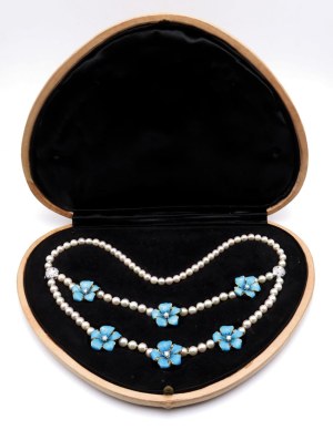 Jewellery - Necklace formed by strands of cultured pearls with 6 and...