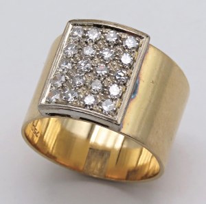 Jewellery - Yellow and white gold diamond band ring...