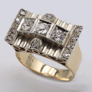 Jewellery - 14 KT gold ring. Yellow and white with diamonds ...
