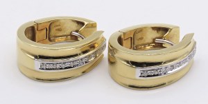 Jewellery - Pair of yellow gold earrings with brilliants ct.0...
