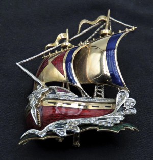 Jewellery - Yellow gold brooch in the shape of a sailing ship with enamel...