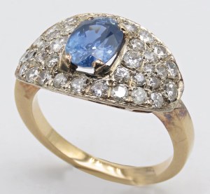 Jewellery - Red gold ring with diamonds ct. 1 approx. and zaf...