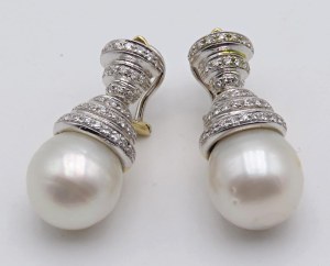 Jewellery - Pair of yellow and white gold earrings with small ...