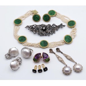 Jewellery - Lotto di gioielleria mista in oro , argento, diama...