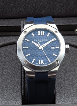 Watches - BAUME & MERCIER. RIVIERA. Reference MOA10619. Seri...