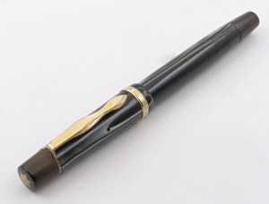 Pens - MONTBLANC. 122 P.L (Platinum Lined) Fountain Pen...
