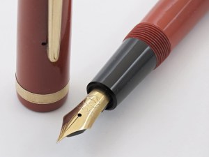 Pens - MONTBLANC. 214. Fountain pen. Body and cap...
