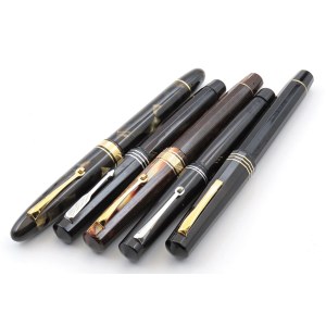 Pens - OMAS. Lotto di 5 penne stilografiche. Vari modelli...