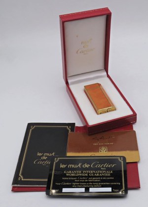 Lighters and Objects - CARTIER - Lighter - Reference CA040457. Body made of...