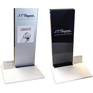 Lighters and Objects - S.T. DUPONT - Espositore e 4 accendini - Oggetto i...