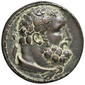 Greek coins - MEDALS IN THE HAND OF ANCIENT Hercules. Medal...