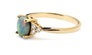 Ring with Australian opal and diamonds, early 21st century.