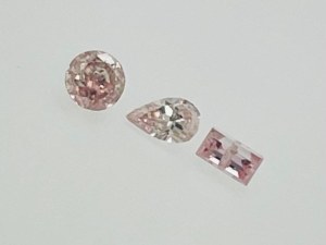 3 NATURAL POLISHED DIAMONDS 0.28 FANCY LIGHT PINK - SI - I2 - AM20705-32