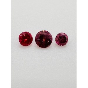 3 NATURAL POLISHED DIAMONDS 0.28 FANCY PINK* - VS2 - C40106-10