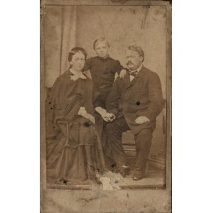 KRIEGER Ignacy] Fotografia CDV rodziny Pietraszkiewiczów. Fot. I. Krieger Krakau & Tarnow [1864 r.]