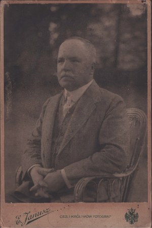 Cabinet photograph of Count Jan Mycielski of Wiśniowa. Photo by E. Janusz Rzeszow. Ca. 1910 r.