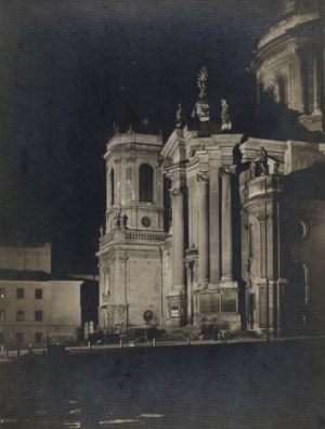 Lviv] Illumination of the Corpus Christi Church and the Dominican Friars' Monastery in Lviv. [Lviv, interwar period]