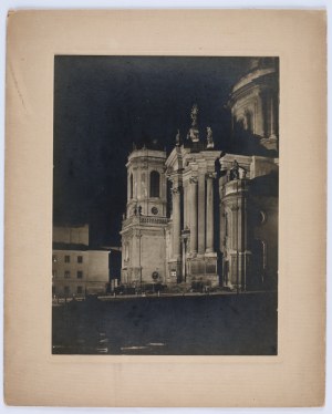 Lviv] Illumination of the Corpus Christi Church and the Dominican Friars' Monastery in Lviv. [Lviv, interwar period]