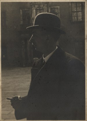 SEMKOWICZ Aleksander] Photograph of Aleksander Semkowicz, Lviv bookbinder [Lviv, interwar period].