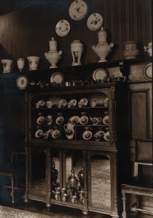 [BRUNICKI Konstanty, collections] Set of 9 photographs and a series of postcards depicting the collections of Baron Konstanty Brunicki (1861-1937) of Lviv.