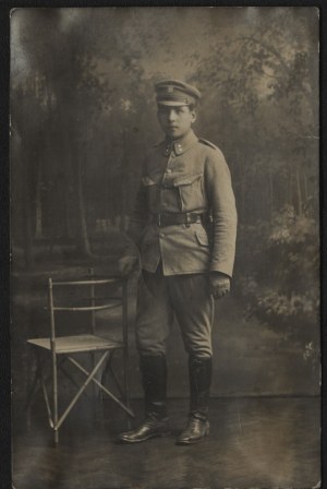 Photograph of an unknown non-commissioned officer of the Polish Legions in uniform [ca. 1916-17].