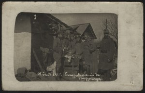 Polish Legions, Huszt] Preparations for the holy day. Visible soldiers of the Polish Legions. Huszt Camp 1918.